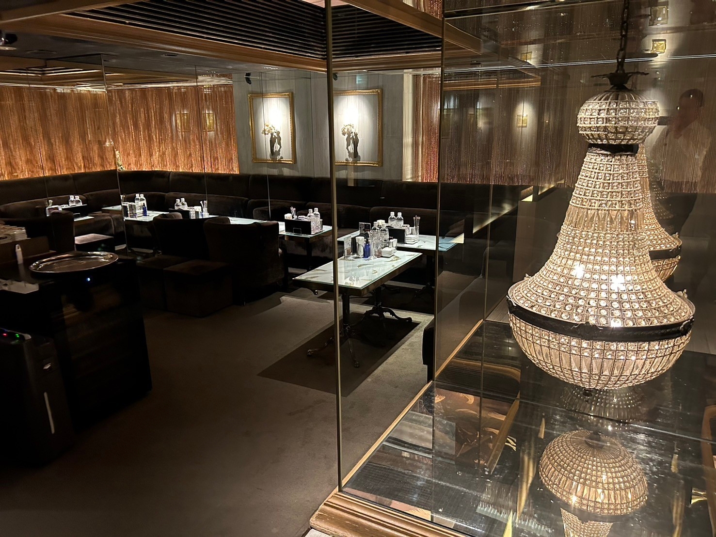 エンジェルフェザー ポイント⑨ 池袋キャバクラ エンジェルフェザー (Angel Feather) | キャバクラ