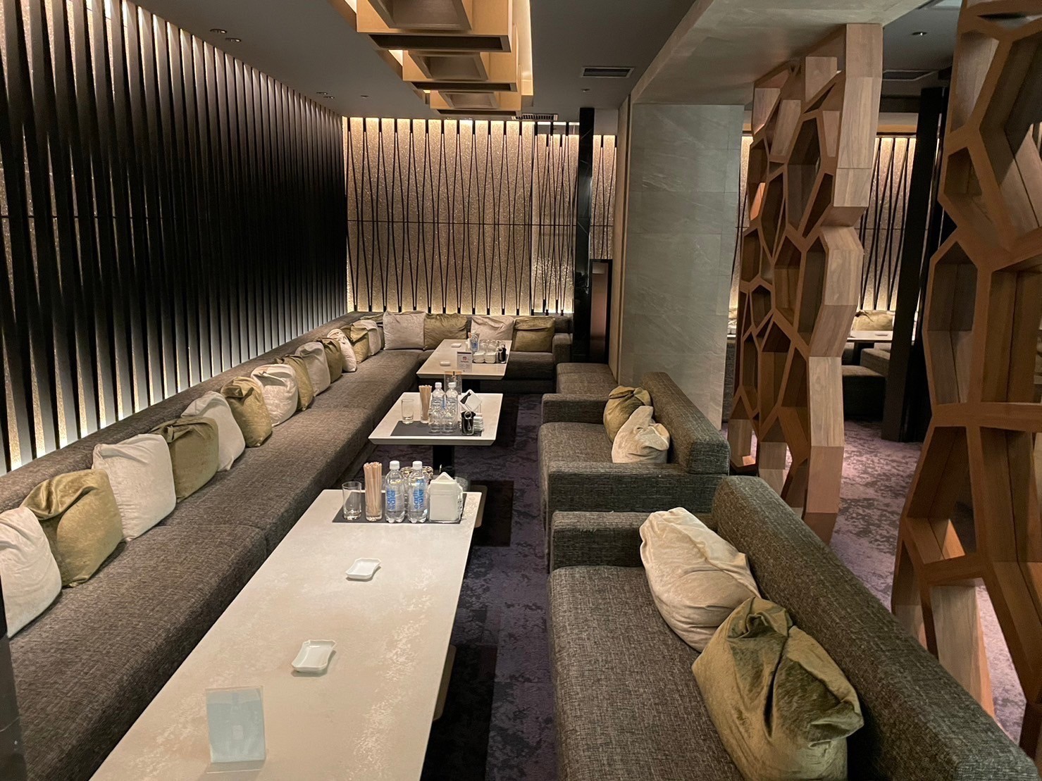 すすきのラウンジ クロネコ （Lounge Kuroneko） | ラウンジバイト求人