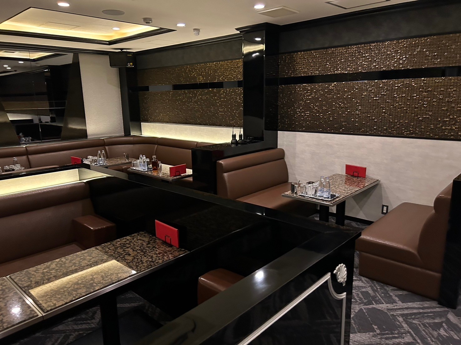 ミナミラウンジ 咲 （サク） | ラウンジバイト求人タピオカ