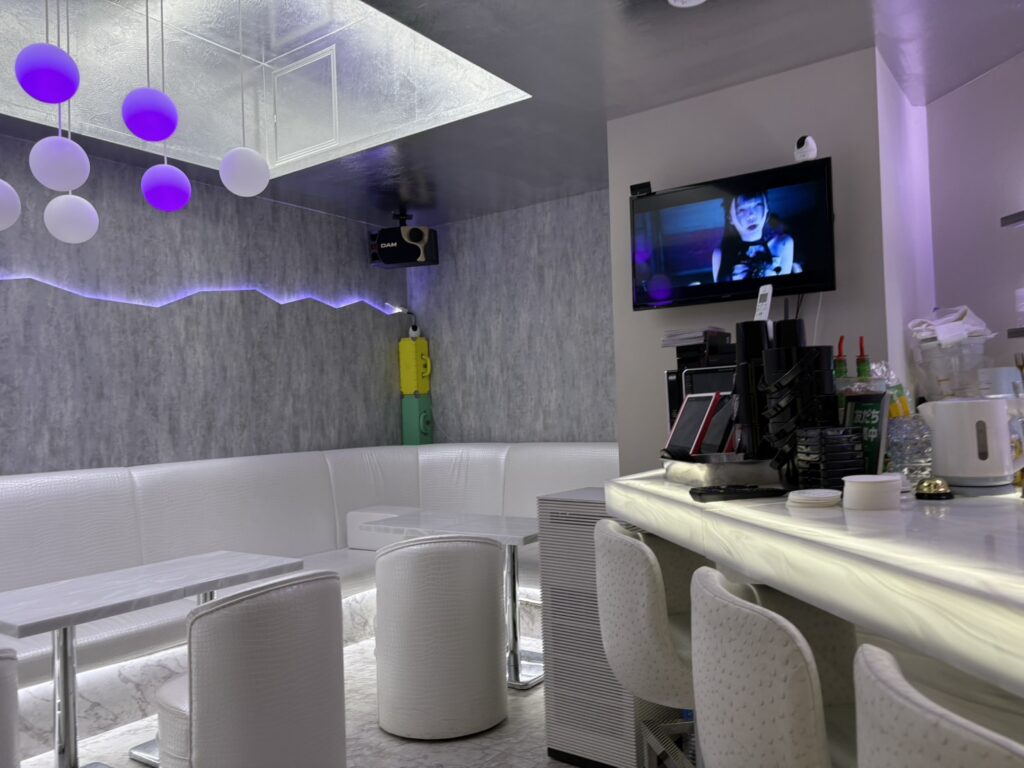 新宿歌舞伎町コンカフェ ビーブルカフェ （Vivre Cafe） | コンカフェ