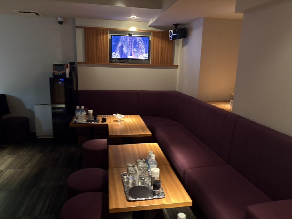 銀座のラウンジで初心者におすすめの20選  第7位　Guest Salon REVEL