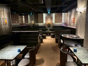 クラブ百恵 （ももえ）