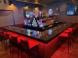 アリス （GIRLS BAR ALICE）