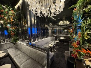 レイン （Reign）